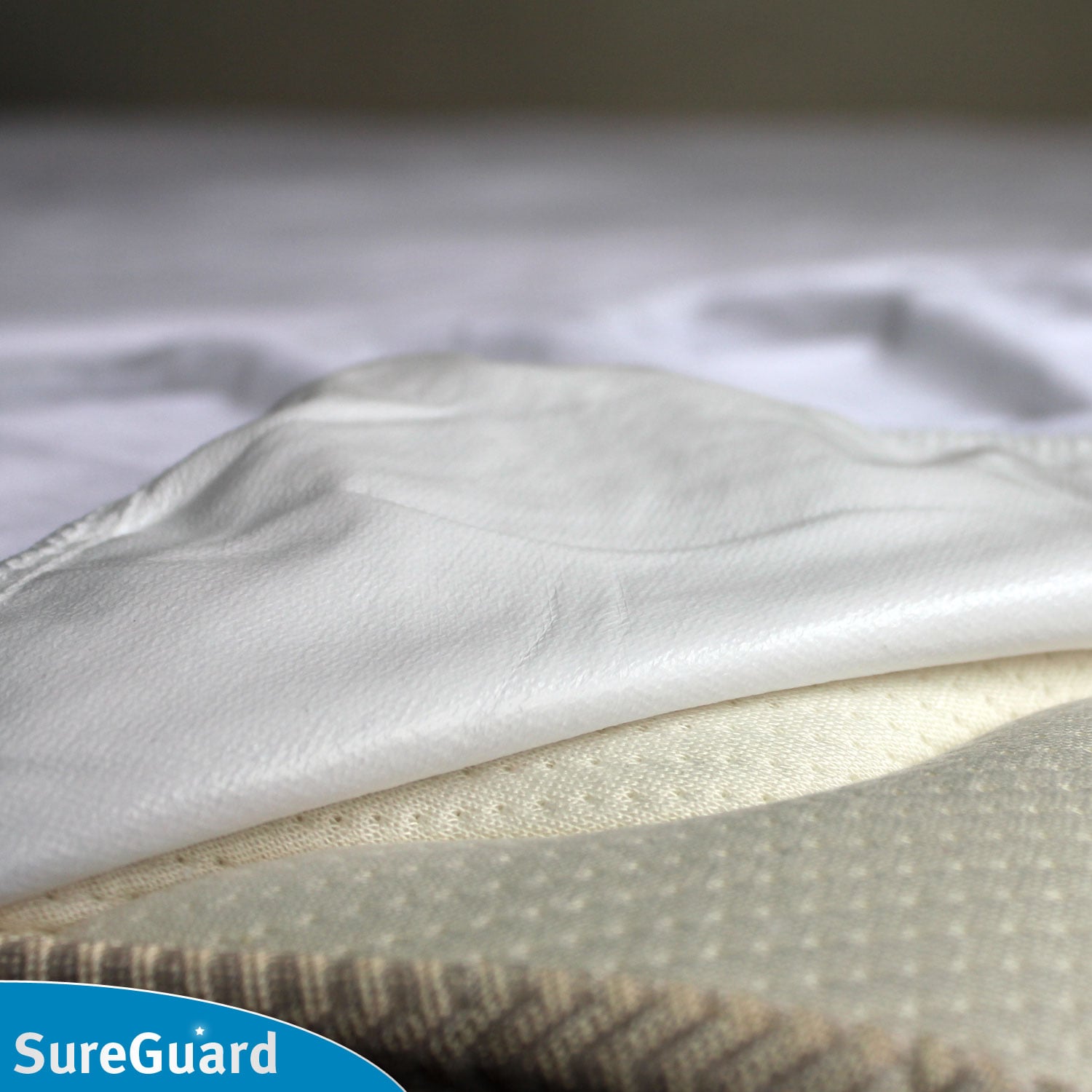 hypoallergenic mattress protector